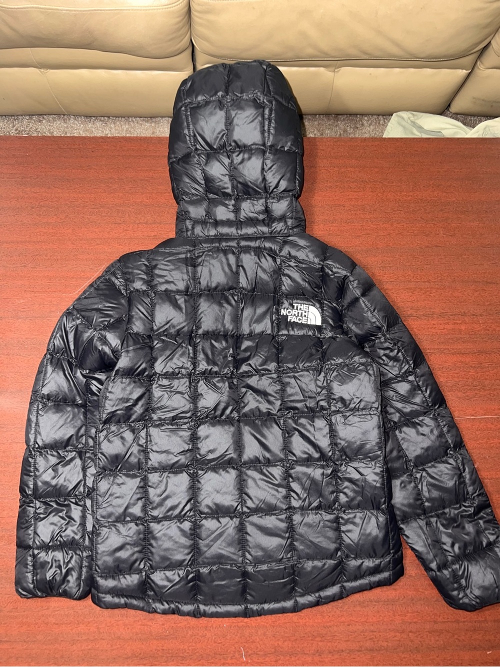 The North Face Kids Black Hooded Puffer Jacket - Picture 3 of 3